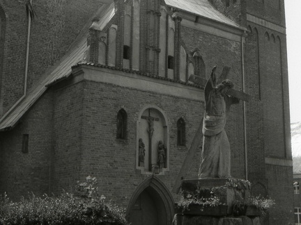 Reszel, kruchta kościoła parafialnego p.w. św. Piotra i Pawła – 1986r.