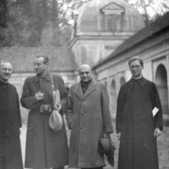 Święta Lipka, jezuici z superiorem – 1949r.