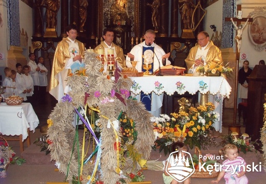 Święta Lipka, dożynki parafialne Msza św. - 2005r. 