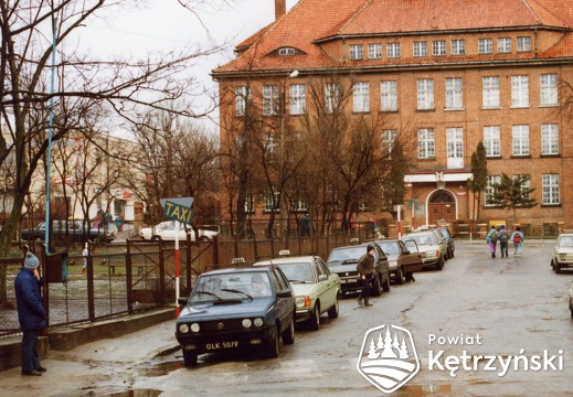 Budynek Szkoły Podstawowej nr 1 – 1993r.