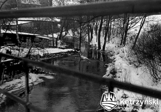 Rzeka Guber przy Domu Pomocy Społecznej ul. Wileńska – 18.02.1969r.  