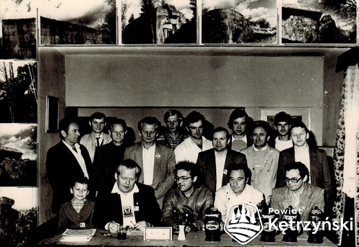 Członkowie sekcji szachowej przy Spółdzielni Mieszkaniowej „Pionier” – 1987r.  