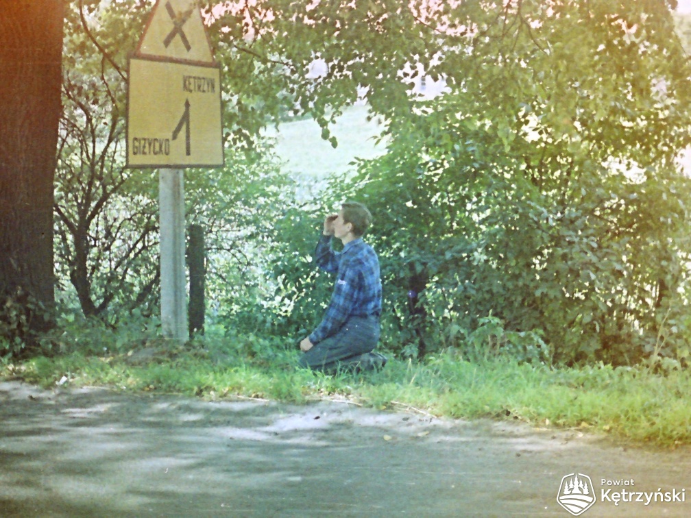 Autostopowicz w okolicy Kętrzyna – 1968r.  