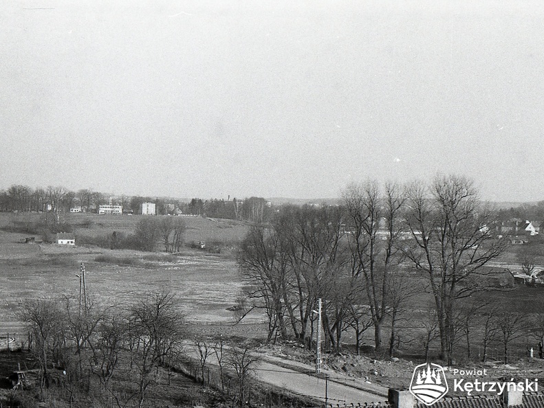 Panoram na rozlewiska  za ul. Skrajną, widok z budynku przy ul. Chrobrego 17A - 1988r.