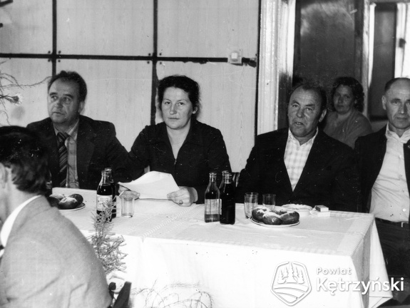 Srokowo, prezydium Walnego Zebrania Przedstawicieli Gminnej Spółdzielni - 1984r.