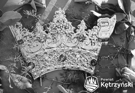 Święta Lipka, korona Jezusa przed koronacją - 11.08.1968r.