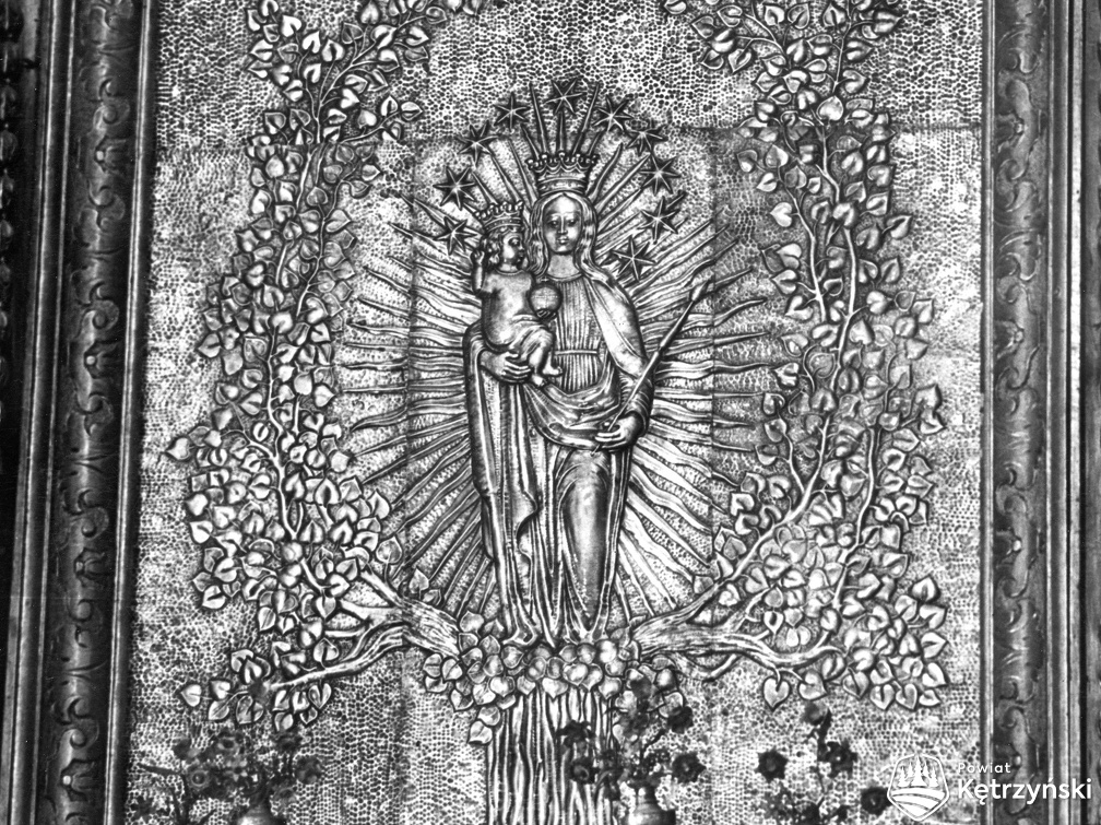 Święta Lipka, fragment ołtarza głównego w kościele - 1968r.