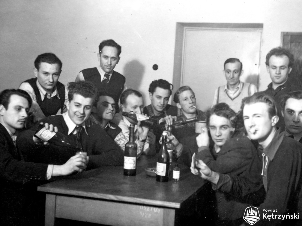  Pracownicy cukrowni podczas zebrania – 22.02.1953r.