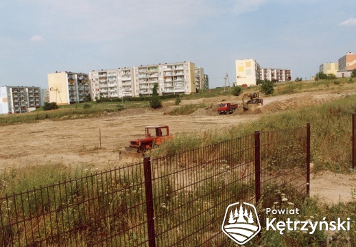 Budowa boiska piłkarskiego przy ul. Kazimierza Wielkiego - 2006r.