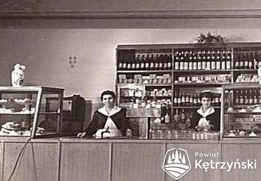 Korsze, bufetowe przy ladzie restauracji "Korszynianka" - początek lat 60.
