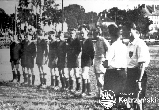 Drużyna "Granicy" Kętrzyn podczas meczu z "Polonią" Bytom - 1960r.