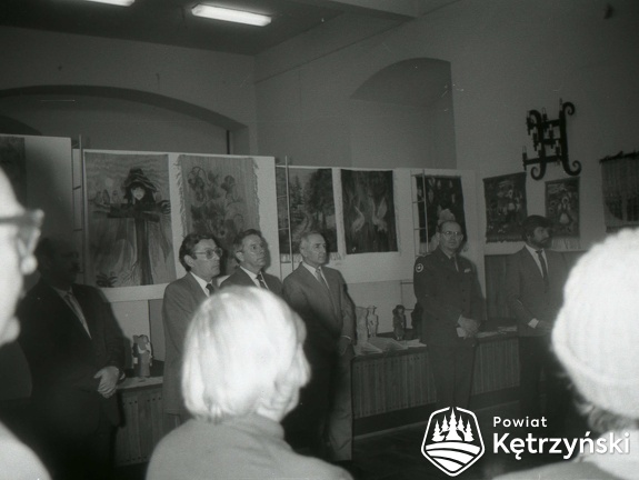 Otwarcie wojewódzkiej wystawy II Triennale Plastyki Nieprofesjonalnej - 15.11.1986r.