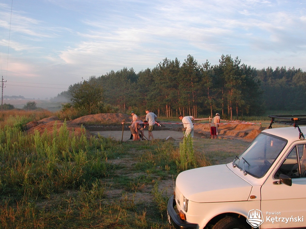Równina Dolna, teren wykopalisk archeologicznych - 22.07.2003r.
