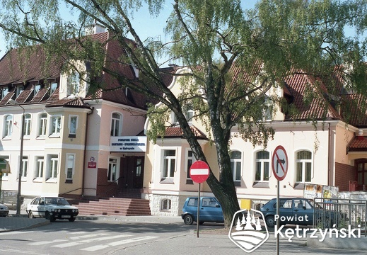 Siedziba Powiatowej Stacji Sanitarno - Epidemiologicznej ("Sanepid"), pl. Piłsudskiego 5 - 2003r.