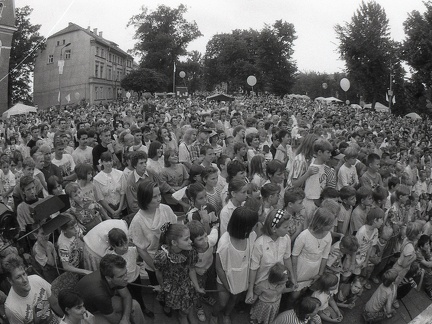 Impreza plenerowa "Kętrzyńskie Lato" na pl. Piłsudskiego - 14-16.07.1995r.