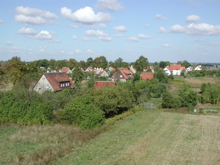 Korsze, panorama osiedla mieszkaniowego z wieży wodociągowej - 11.09.2002r.
