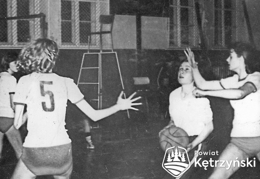 Koszykarska liga okręgowa kobiet, mecz „Polonia" Pasłęk – „Granica” Kętrzyn - 1973r.