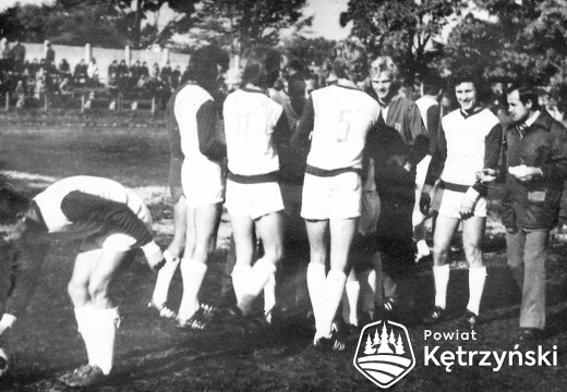 Piłkarze „Granicy” Kętrzyn przed meczem - 1976r.