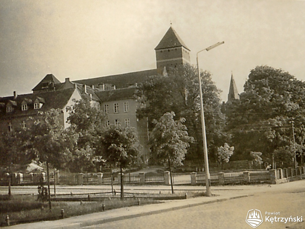 Teren dawnego pl. Lipowego (Lindenmarkt), obecnie pl. Armii Krajowej - 1969r.