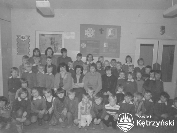 Kiemławki Małe, uczniowie szkoły podstawowej – listopad 1979r