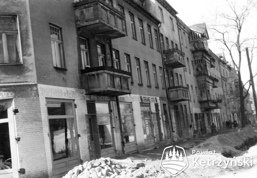 Fragment zabudowy ul. Sikorskiego od nr 35 do nr 43 - 1960r.