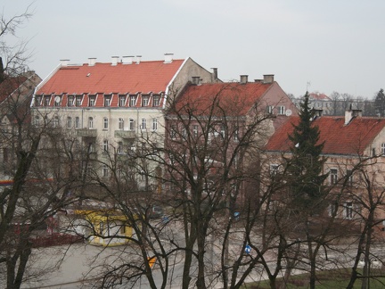 Widok z wieży ratuszowej na zabudowę ul. Kopernika - 1.02.2008r.