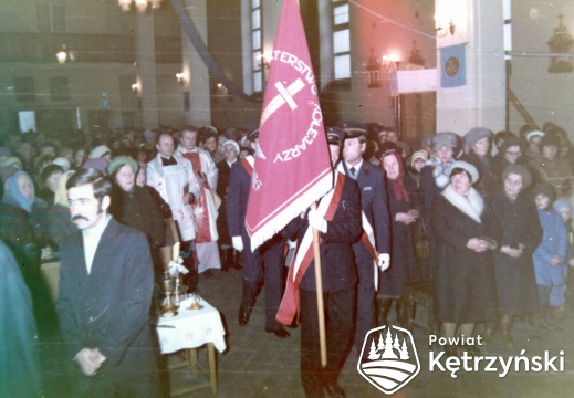 Korsze, poświęcenie sztandaru duszpasterstwa kolejarzy - 30.11.1986r. 