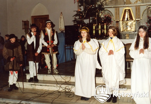 Korsze, wystawienie przez młodzież misterium Bożego Narodzenia - 15.01.1995r.