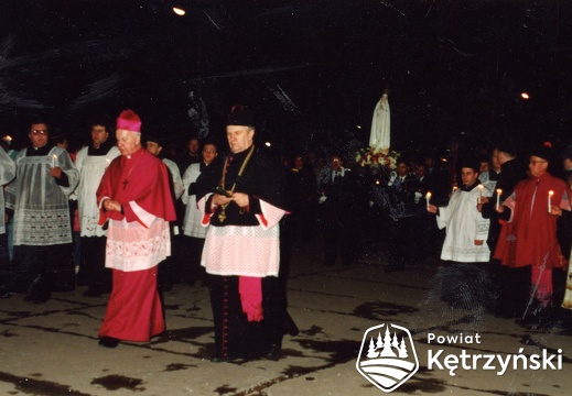 Korsze, przybycie figury Matki Bożej Fatimskiej do parafii Podwyższonego Krzyża Świętego - 15.04.1996r.