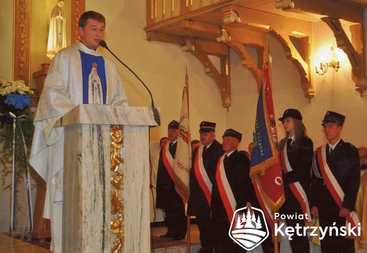 Korsze, uroczystości 20-lecia nabożeństw fatimskich, ks. proboszcz Tomasz Stempkowski - 13-28.10.2013r.