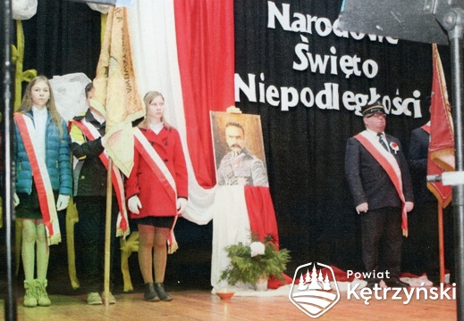 Korsze, narodowe Święto Niepodległości, akademia w Miejskim Ośrodku Kultury - 11.11.2014r.