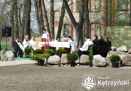 Ekumeniczne nabożeństwo na cmentarzu wojennym - 2.05.2006r.