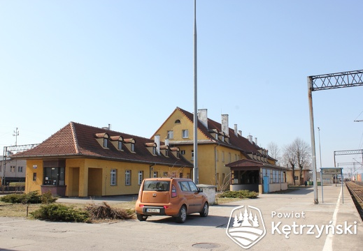 Korsze, budynek dworca kolejowego - 28.03.2012r.