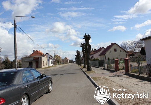 Korsze, fragment zabudowy ul. Ogrodowej - 29.03.2012r.