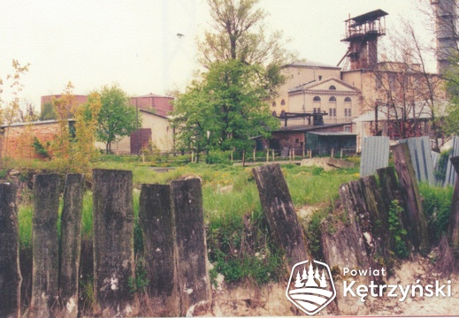 Rastenburg Zuckerfabrik von der Bahn gesehen 1998