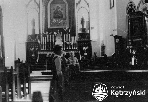1973 HK Rastenburg, St. Georg innen Altar und Kanzel
